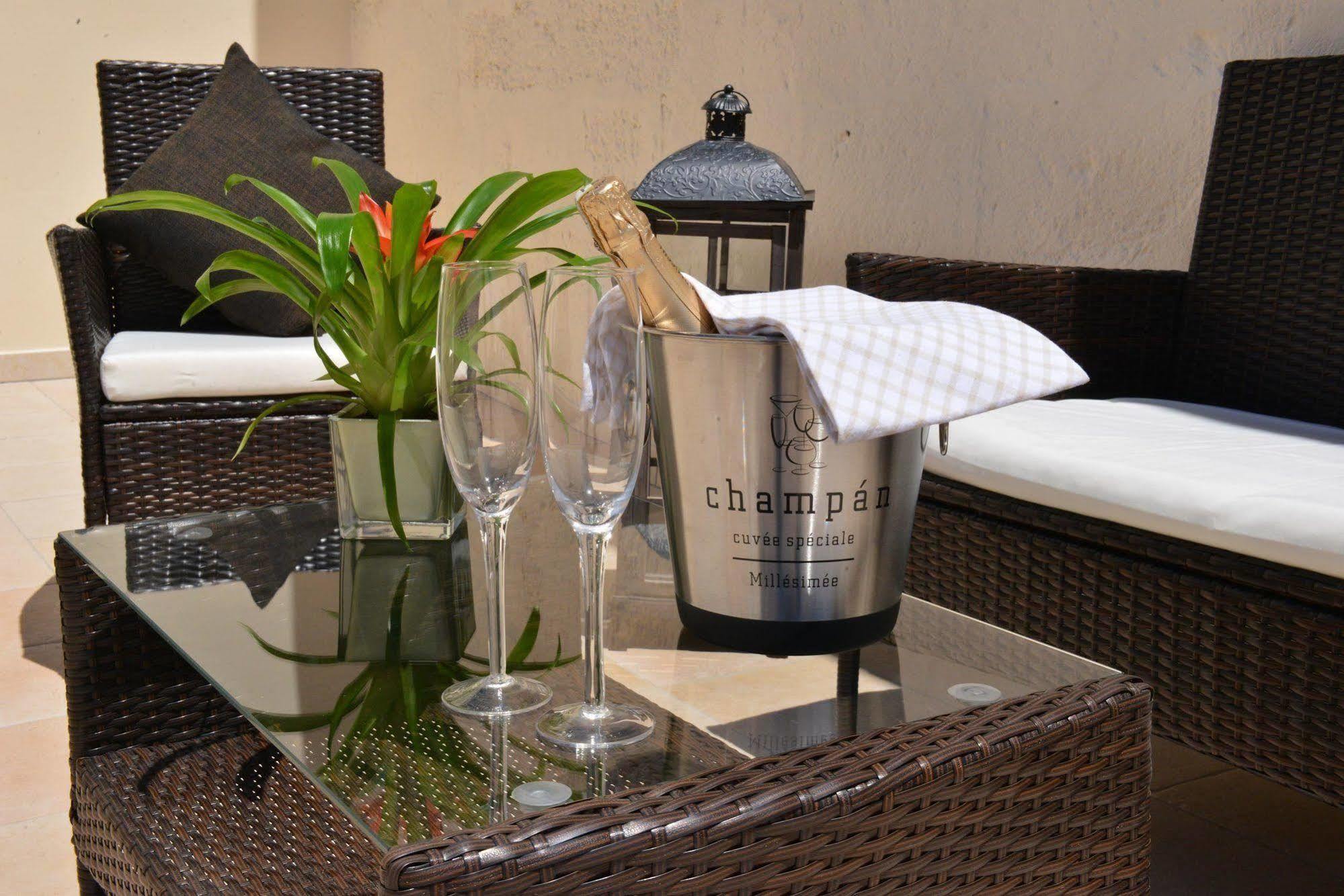 Tobacco Suite Mesagne Exterior foto